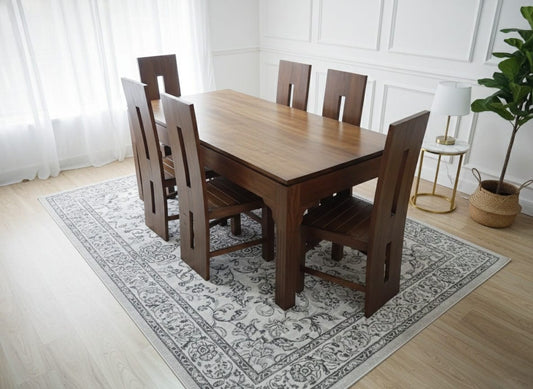 Dining Table with 6 chairs